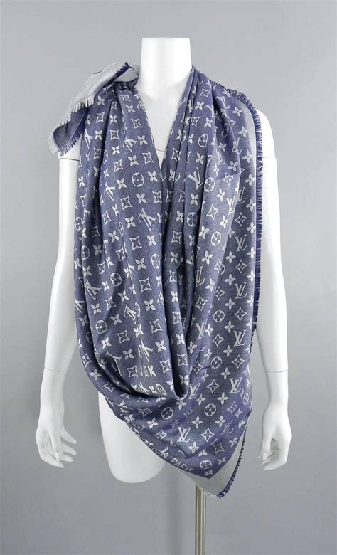 louis vuitton monogram sjaal|Louis Vuitton denim scarf.